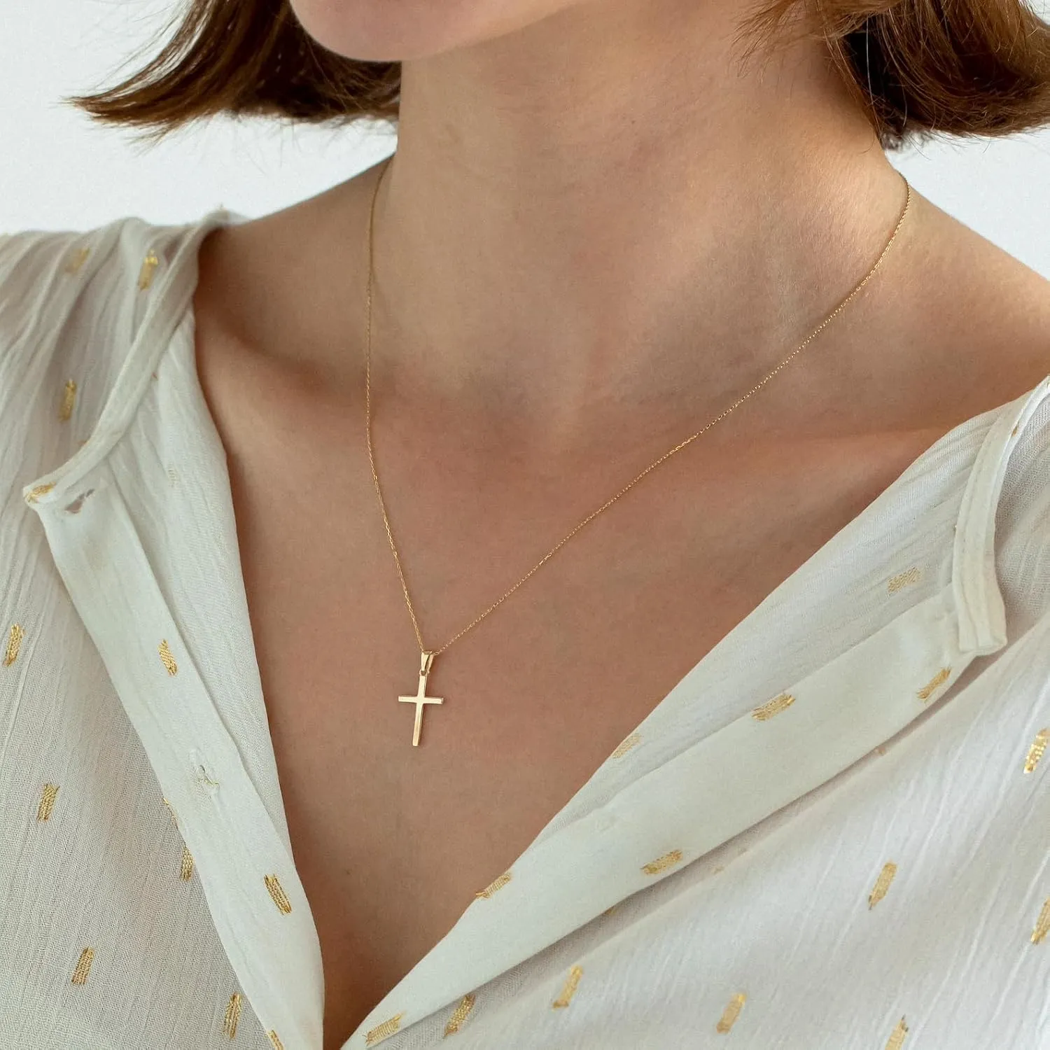 ASCOMY Cross Necklace for Women 14K Gold & Silver Plated Cross Pendant Necklace Trendy Cross Pendant Chain Necklace Minimalist Daily Decoration Jewellery For Women Dainty Religious Gift
