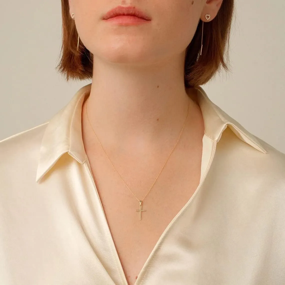 ASCOMY Cross Necklace for Women 14K Gold & Silver Plated Cross Pendant Necklace Trendy Cross Pendant Chain Necklace Minimalist Daily Decoration Jewellery For Women Dainty Religious Gift