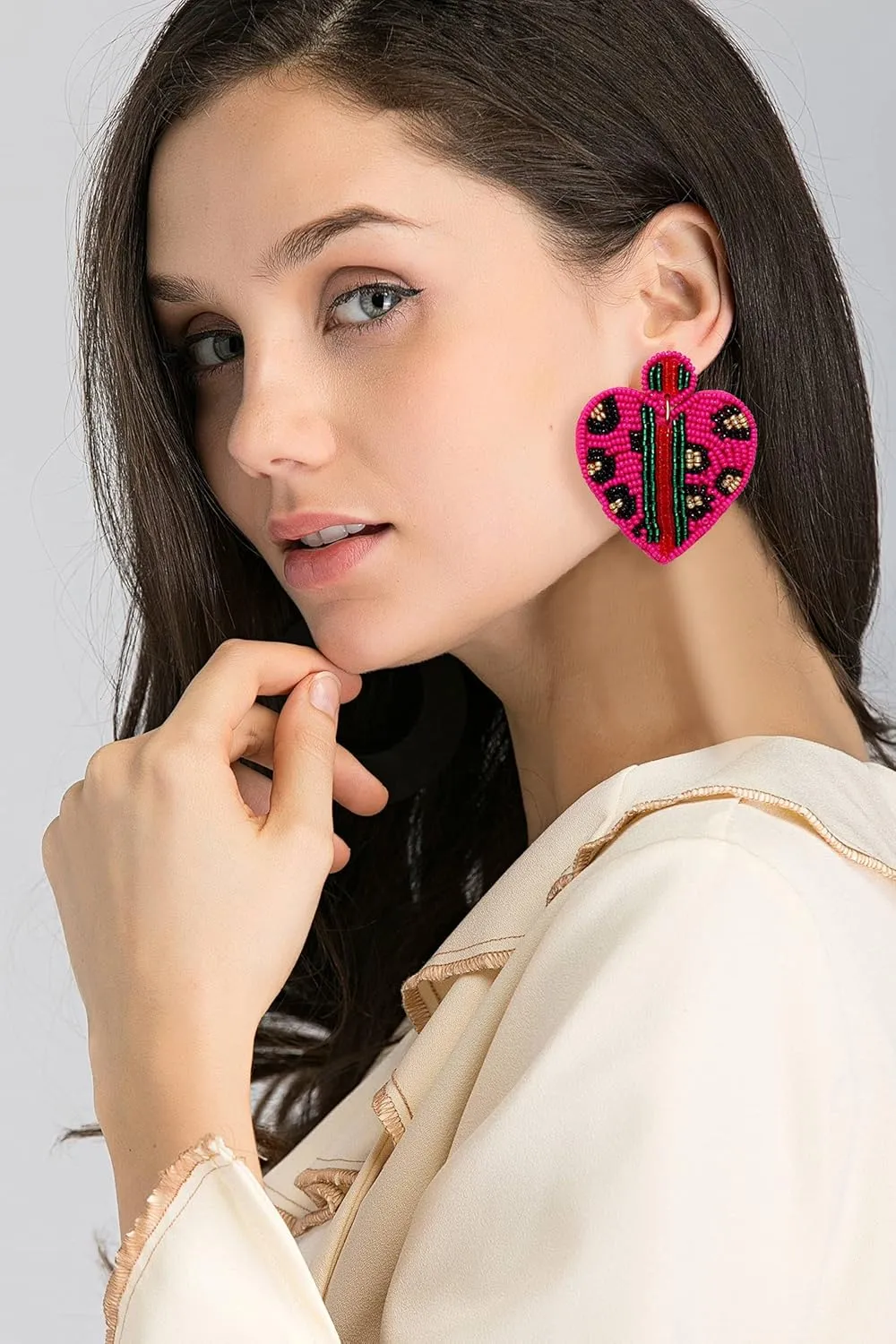Beaded Dangle Earrings for Women Leopard Pattern Bead Heart Earrings Boho Statement Drop Earring Studs for Holiday Birthday Valentines Day Gifts