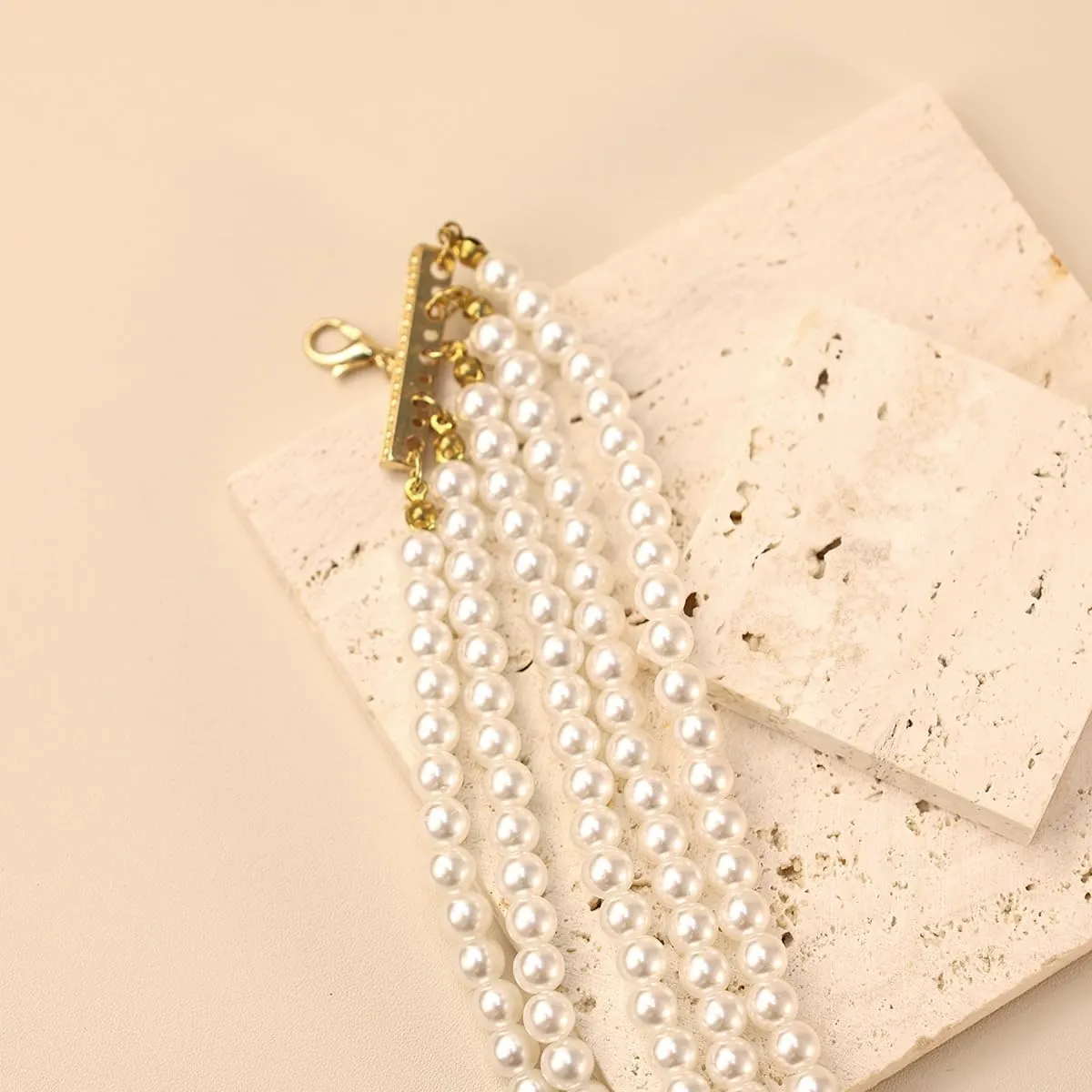 Bethynas Vintage Layered Pearl Strands Crystal Choker Necklace Baroque Pearl Rhinestones Flower Shape Pendant Short Necklace Chain Bridal Prom 1920s Costume Party Jewelry for Women