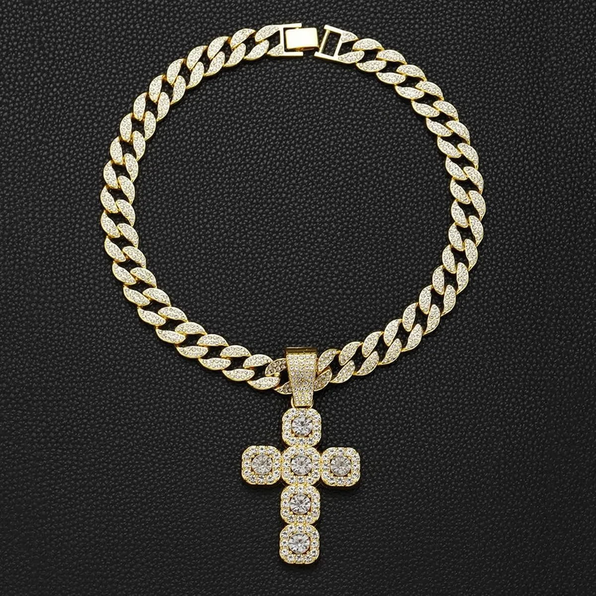 Carved Heart CZ Pendant Cuban Chain Link Choker Necklace for Men Women Fake Diamond Iced out Bling Hip-hop 90s Rapper Rocker Costume Party Jewelry
