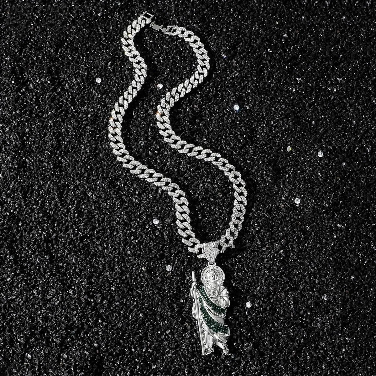 Carved Heart CZ Pendant Cuban Chain Link Choker Necklace for Men Women Fake Diamond Iced out Bling Hip-hop 90s Rapper Rocker Costume Party Jewelry