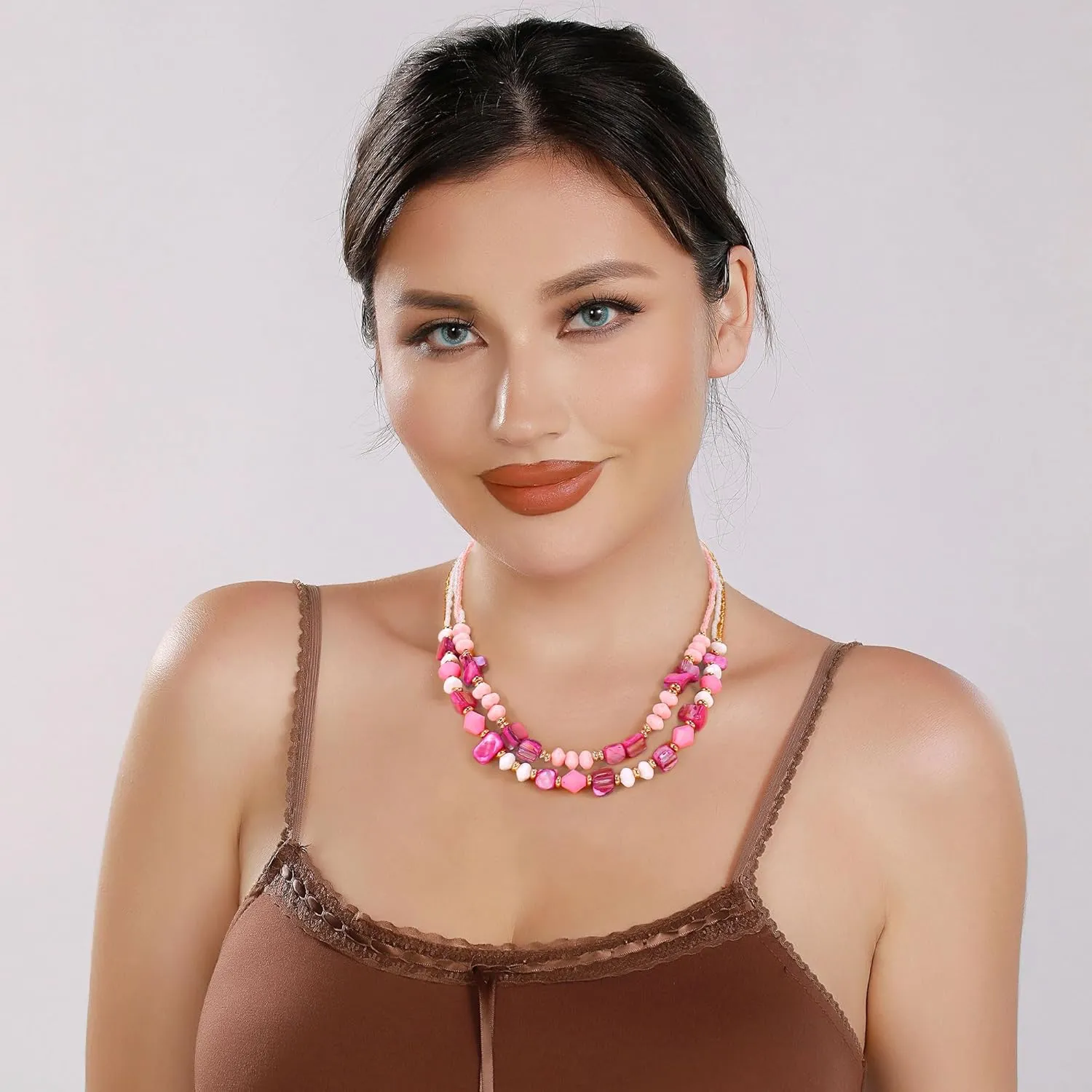 Coiris Layered Shell Beaded Necklaces for Women Handmade Boho Colored Bead Choker Necklace Holiday Style Costume Jewelry for Women