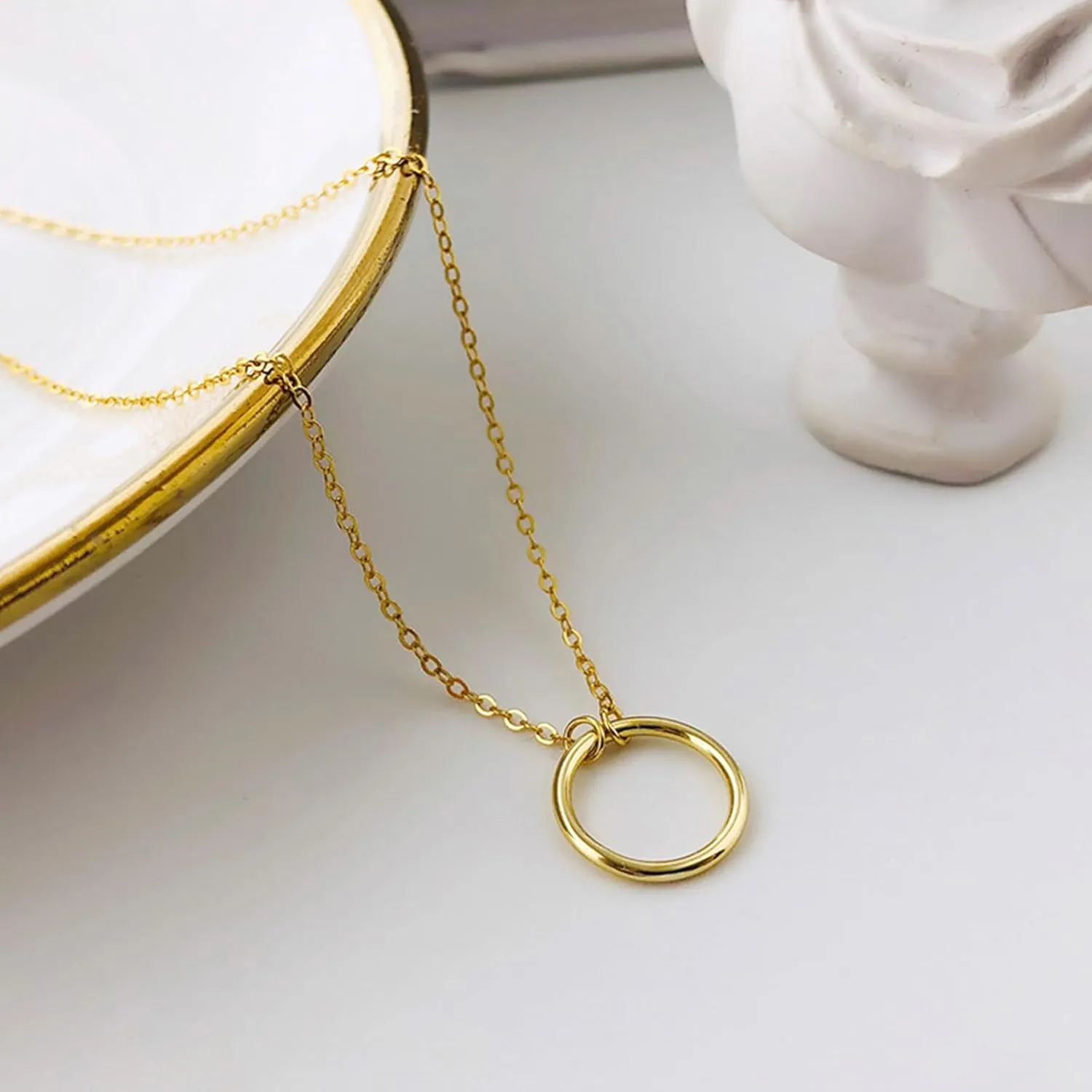 Cute Heart Necklace Dainty 18k Gold Plated Tiny Heart Pendant Choker Necklaces Small Gold Love Open Heart Chain Necklace for Women Simple Gold Necklace for Women Trendy Jewelry