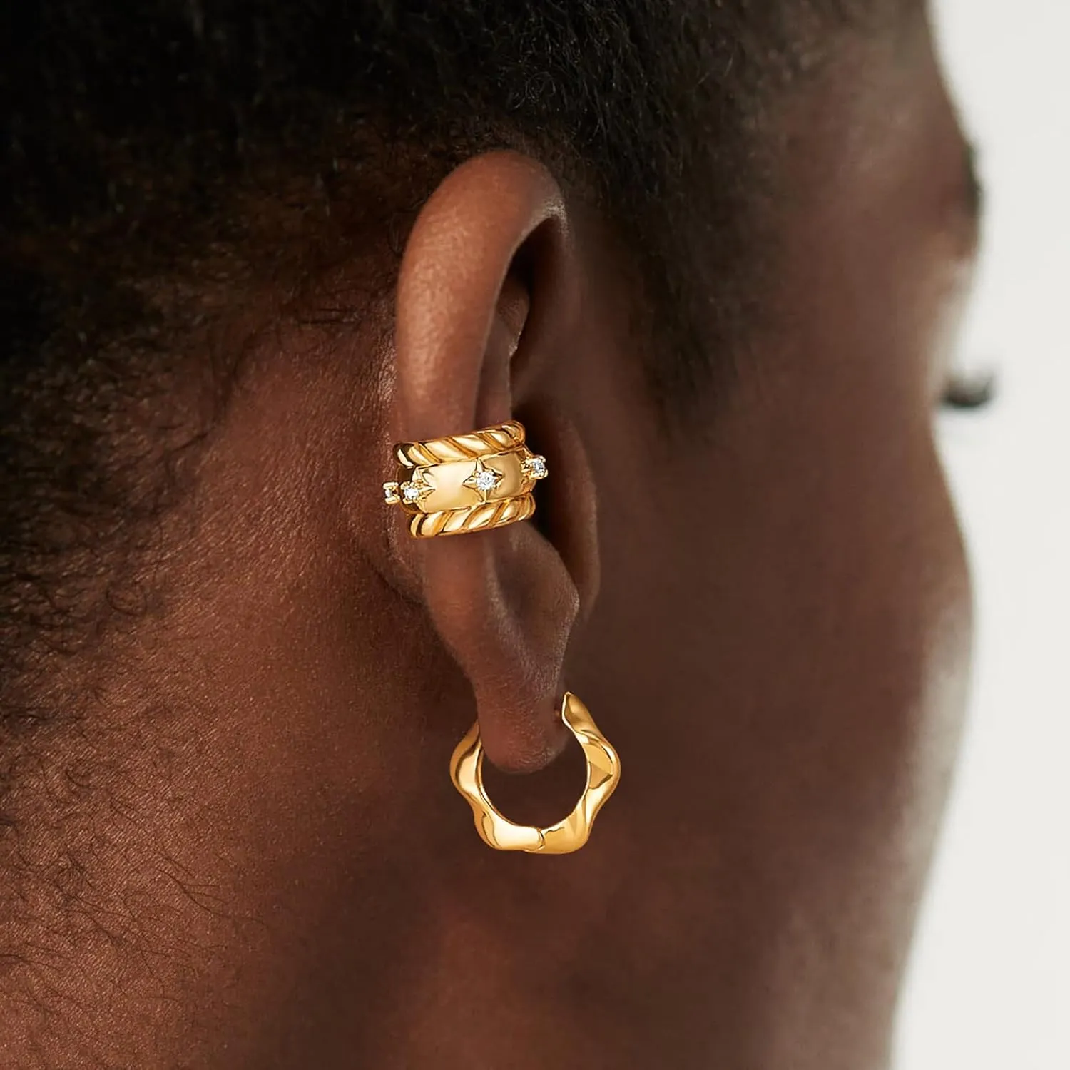 DREMMY STUDIOS Women Ear Cuff Non Piercing | 14K Gold Plated Cubic Zirconia Fake Earrings Wrap Clip on Cartilage Earring | Lightweight Hypoallergenic Jewelry SINGLE EAR CUFF