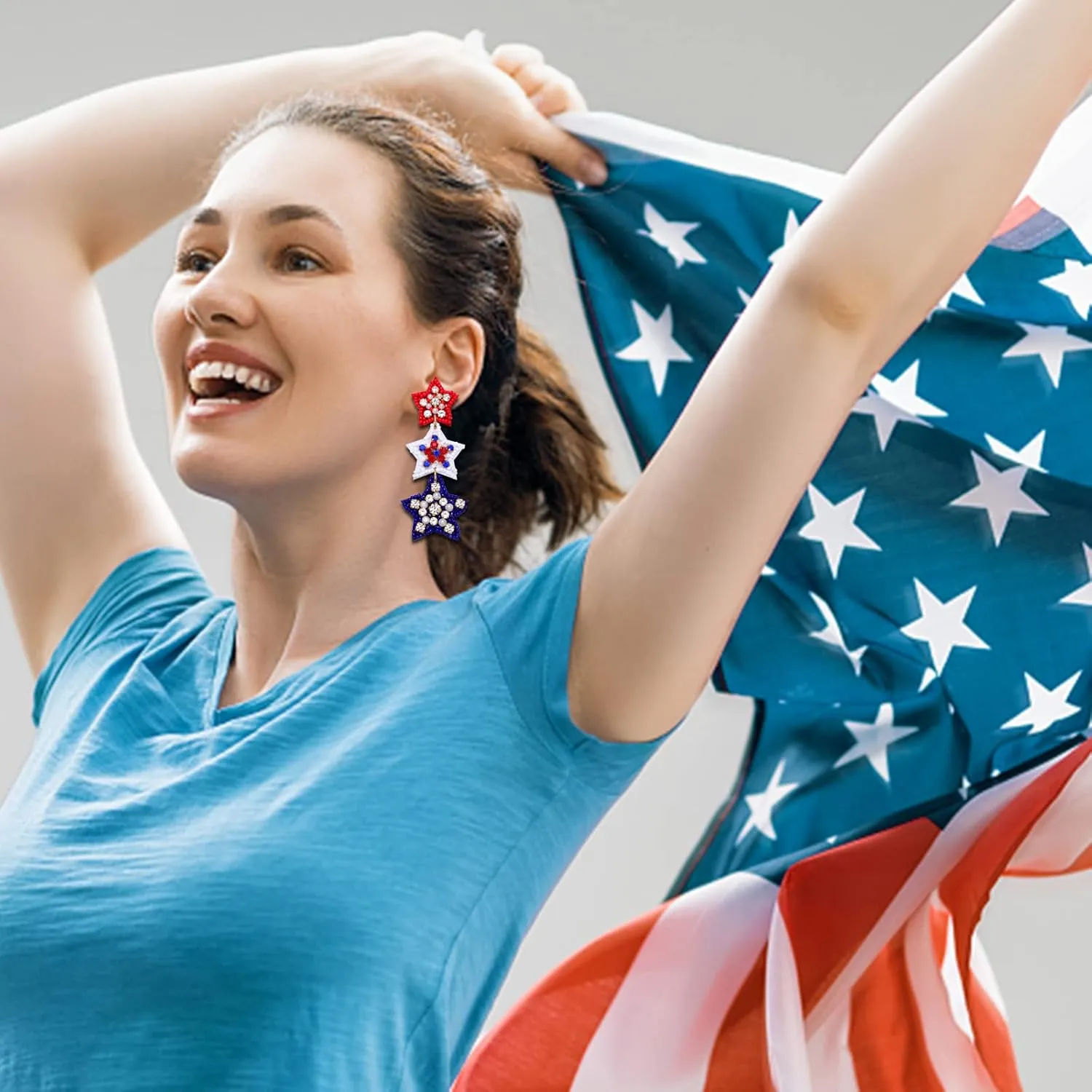 FAERLIIRY American Flag Earrings 4th of July Beaded Earrings for Women Red White Blue Tiered Triple Star Dangle Drop Earrings for Independence Day Jewelry