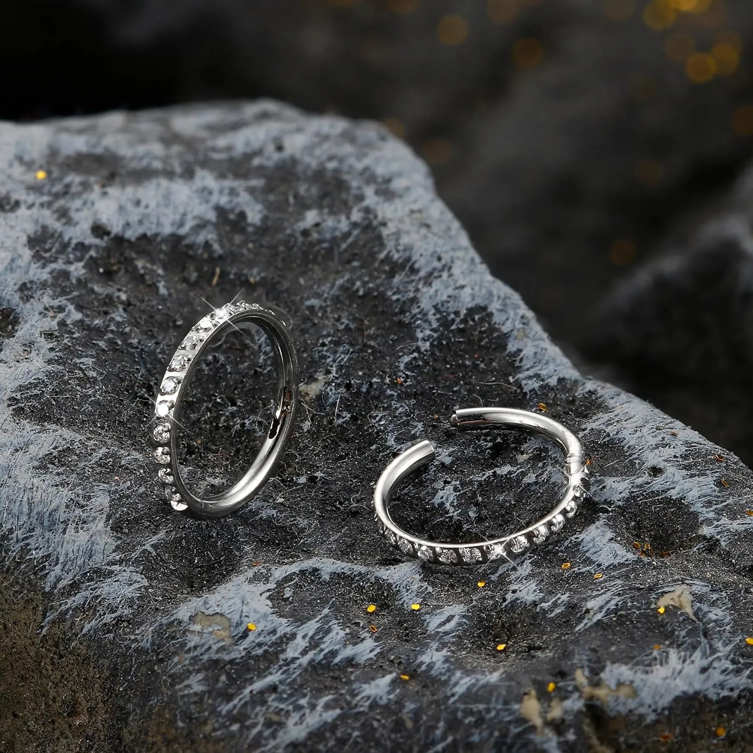 FASACCO 20G 18G 16G Cartilage Hoop Earring 316L Surgical Steel Silver Huggie Hoop Earrings Hypoallergenic Hinged Segment Rings Septum Nose Hoops Daith Conch Helix Tragus Piercing Jewelry 6mm/8mm/10mm