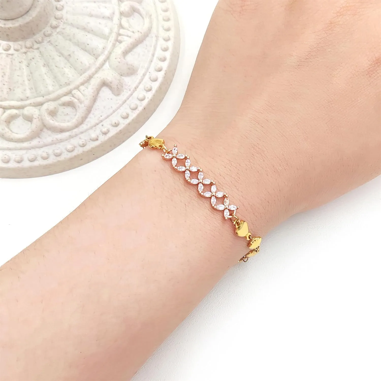 Fashion Gold Plated Adjustable Heart Link Chain BraceletMarquise Cubic Zirconia Infinity Bracelet Friendship Gifts for Best Friends