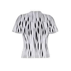 FITTED TEXTURED TOP- BLACK & WHITE