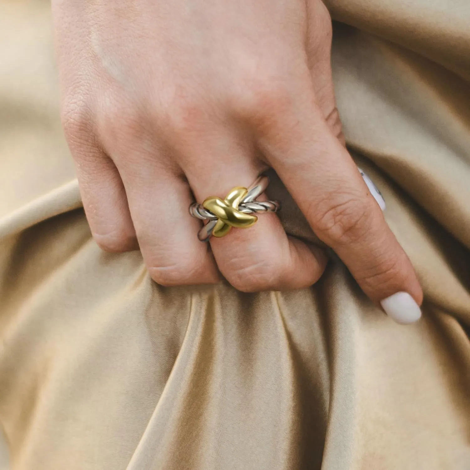Gold and Silver Statement Rings for Women Wire Intertwined Design 18K Gold Plated Cocktail Rings Jewelry Gift