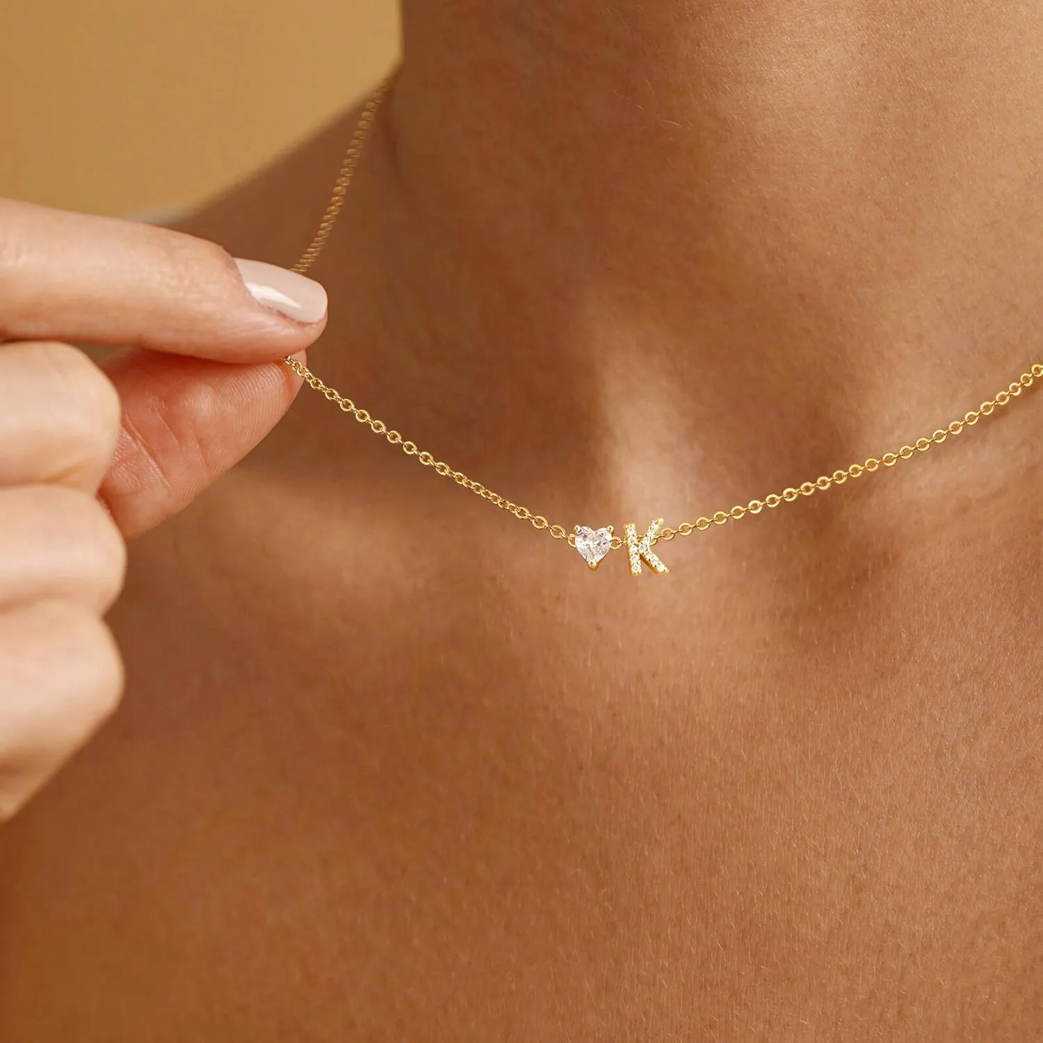 Gold Initial Heart Necklaces for Women - Dainty Cute Gold Necklace Small Layered 14K Gold Plated A-Z Letter CZ Pendant Trendy Satellite Chain Necklaces for Women Non Tarnish Gold Jewelry Set Gift