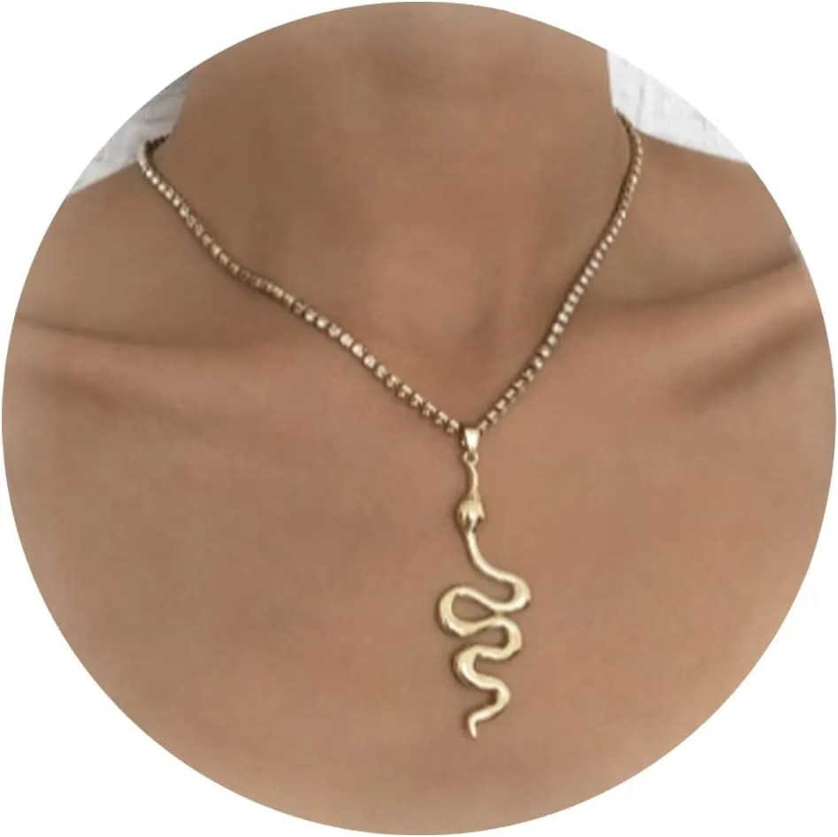 Long tiantian Snake Necklace for Women Chunky Gold Necklace Statement Snake Necklace Gothic Vintage Necklace Collarbone Necklace for Halloween Necklace
