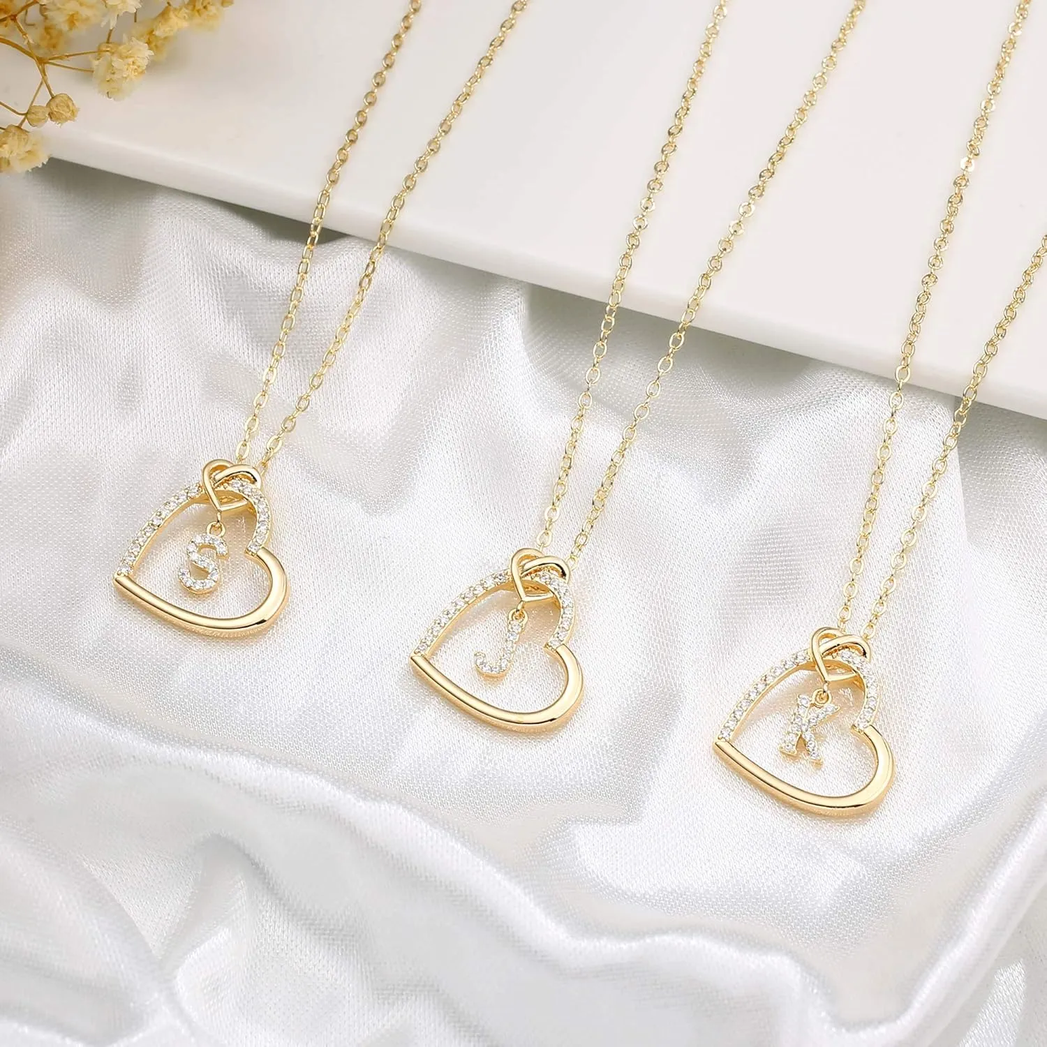 M MOOHAM Graduation Gifts - Heart Initial Necklaces for Girls Teen Women, 14K Gold Plated Cubic Zirconia Heart Pendant Necklace, Dainty Initial Heart Necklace Letter A to Z Jewelry for Women Girls