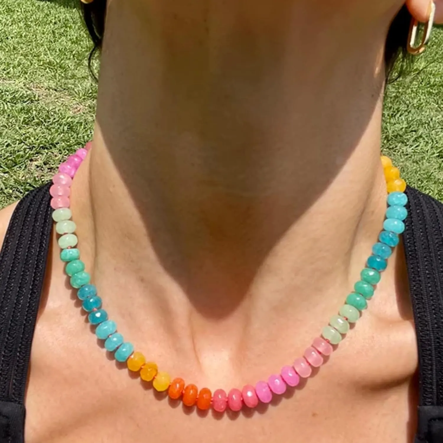 Natural Stone Beaded Necklace for Women Boho Colorful Beads Choker Necklace Rainbow Charm Necklace Surfer Beach Necklace Jewelry Gift