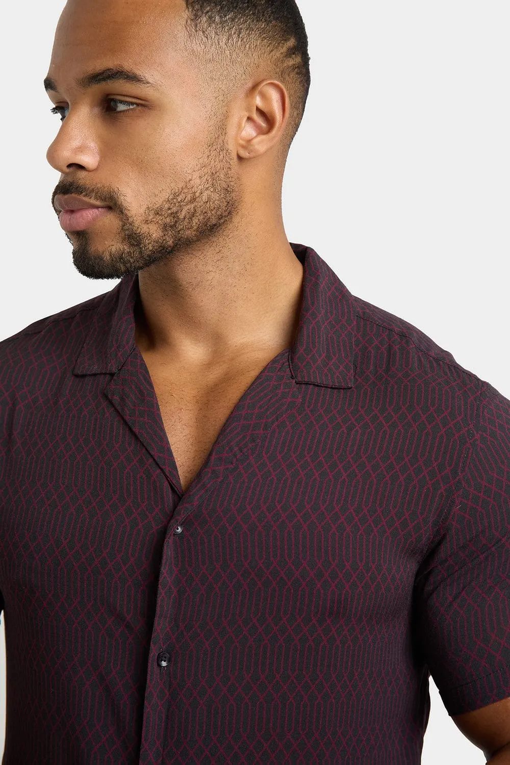 Printed Shirt in Black Retro