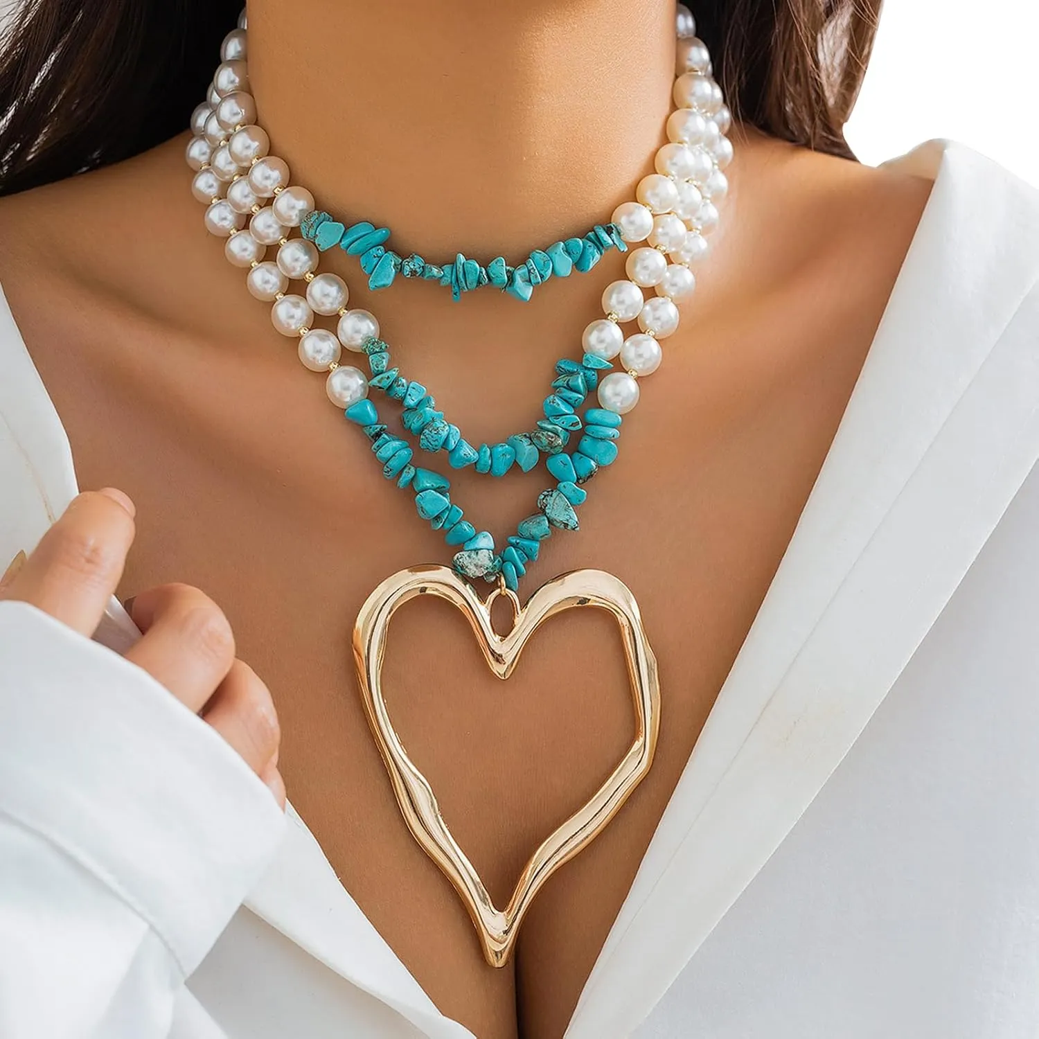 Sexy Multi-layered Beaded Choker Necklaces Summer Beach Pearl Clavicle Chain Necklace Big Heart Pendant Body Jewelry Festival Pearl Collar Body Chain Necklace for Women