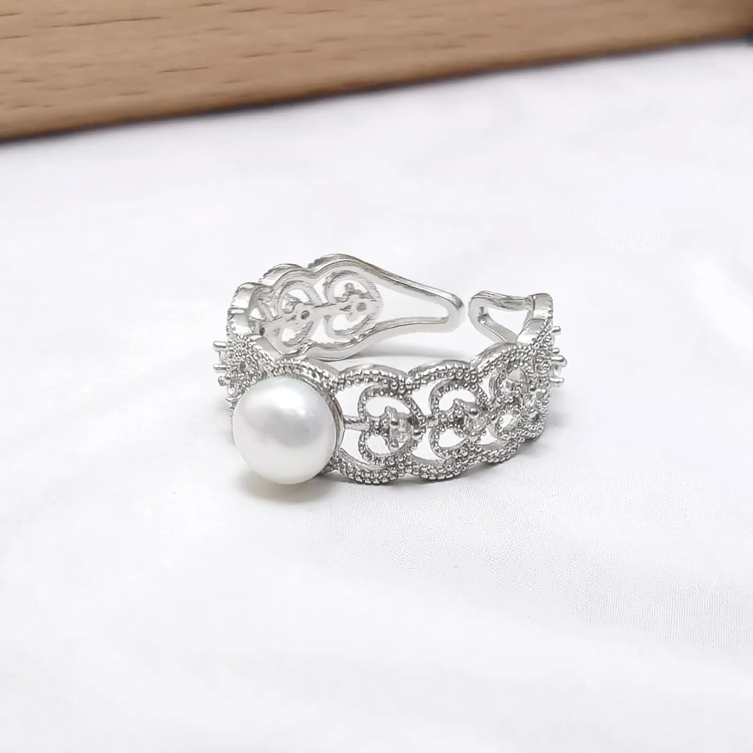 Silver Pearl Ring, Real Freshwater Pearl Rings for Women, Luxury Wedding Ring with Cubic Zirconia, Adjustable June Birthstone Ring Jewlery Gift (White Pearl)