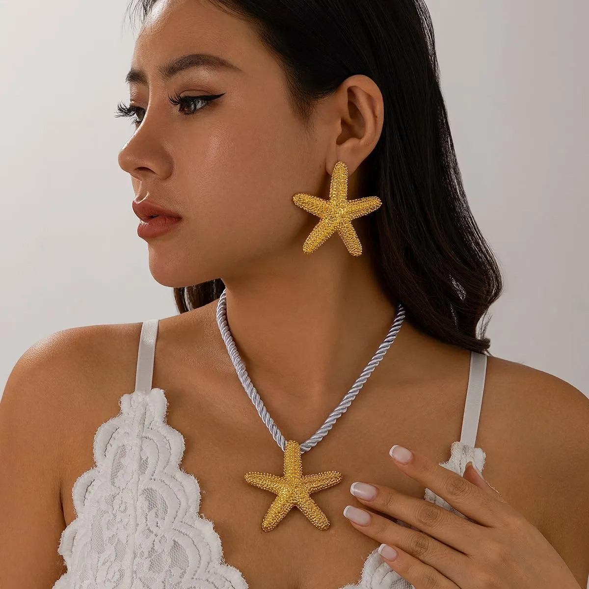 Starfish Shell Beach Necklaces Earrings Jewelry Set Trendy Summer Boho Conch Seashell Pendant Gold Layered Charm Choke Dainty Rope Statement Necklace Fashion Surfer for Women