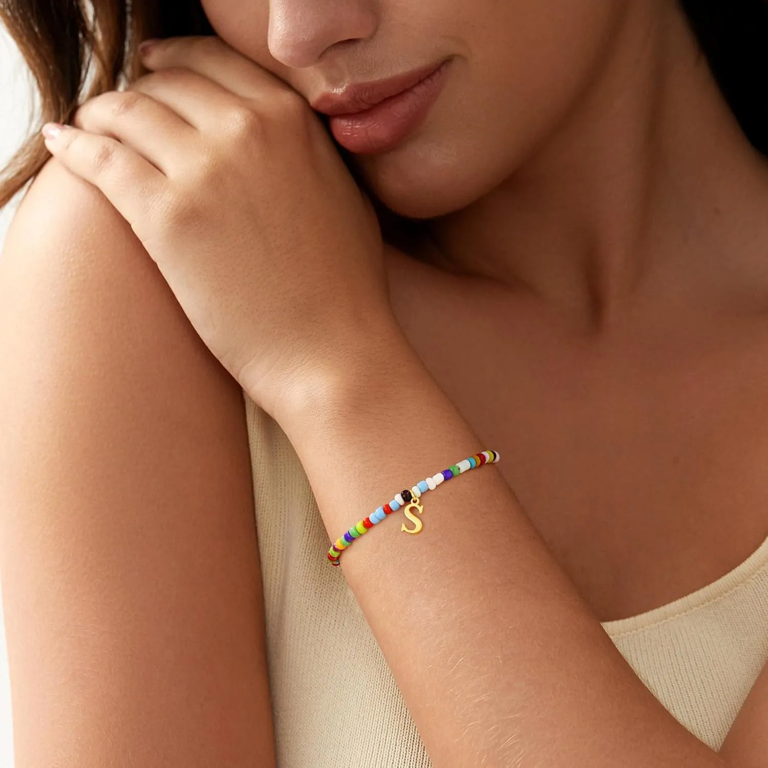 Turandoss Colorful Beaded Bracelets - Initial Bracelet for Women Girls, Dainty 18K Gold Plated Initial Bracelet Boho Beaded Bracelets for Women Teen Girl Gifts Birthday Gifts for Her