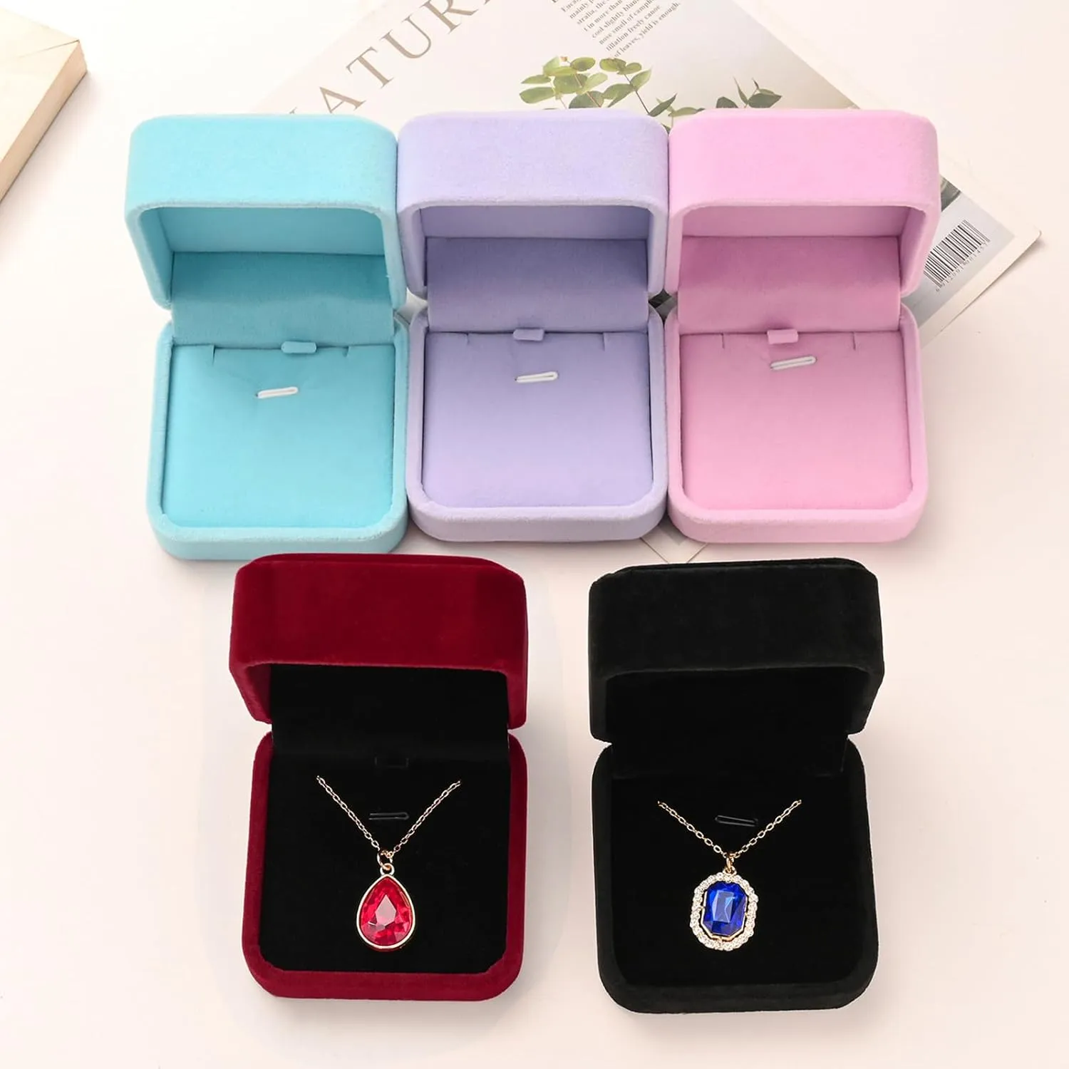 Velvet Necklace Pendant Gift Box Jewelry Box Jewelry Display 2.8 x 2.8 x 1.6 inches (Pink)