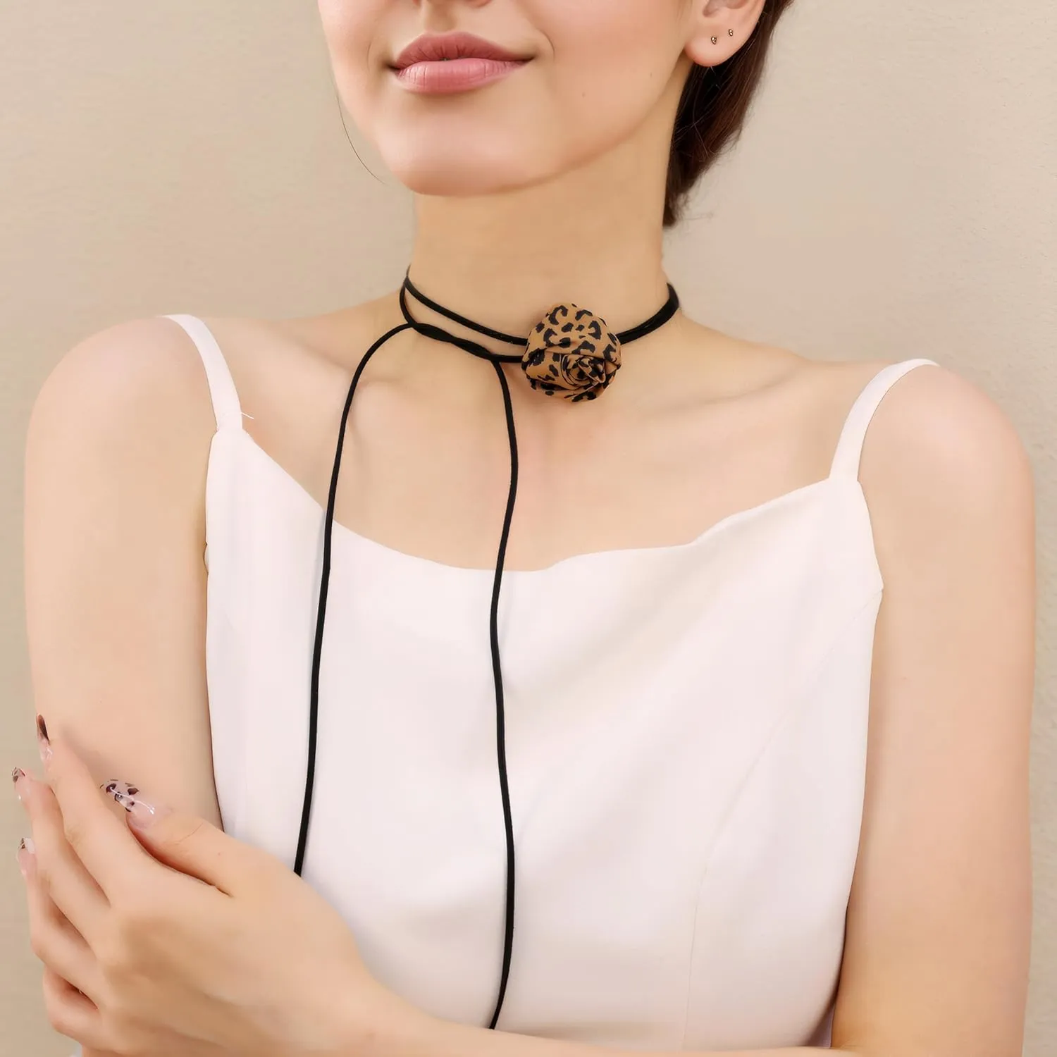 Vintage Leopard Print Rose Floral Choker Necklace Layered Suede Velvet Y Necklace Long Tassel Wrap Necklace with Artificial Flower for Women