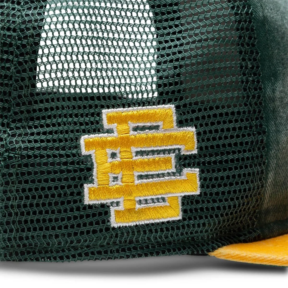 x Eric Emanuel OAKLAND ATHLETICS TRUCKER HAT